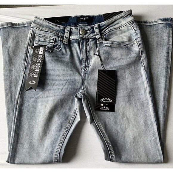 Fire & Rain Women’s Sz 9 Denim BootCut Jeans - Picture 11 of 13